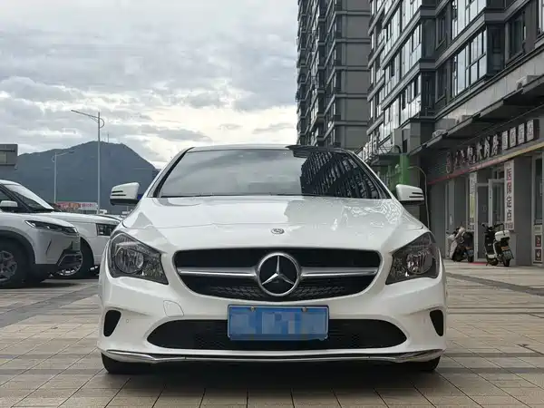 Mercedes-Benz CLA 2018