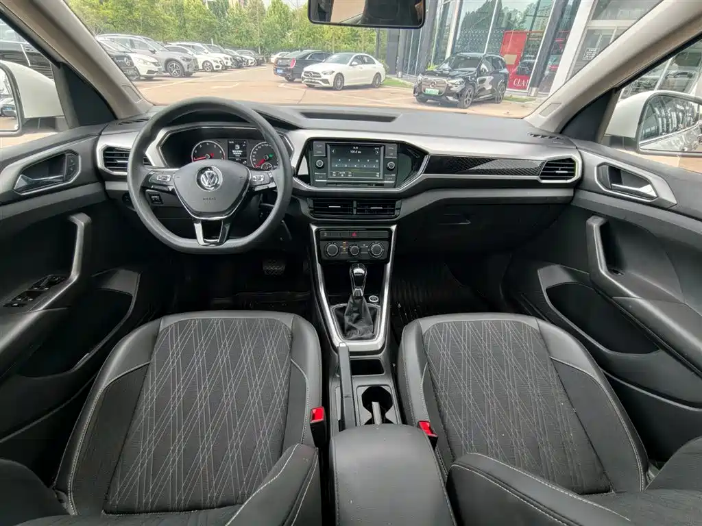 Volkswagen T-Cross 2020 — фото 13