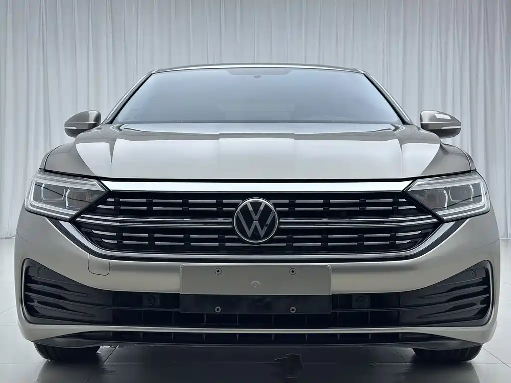 Volkswagen Sagitar 2023