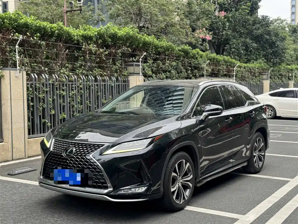 Lexus RX 2019 — фото 1