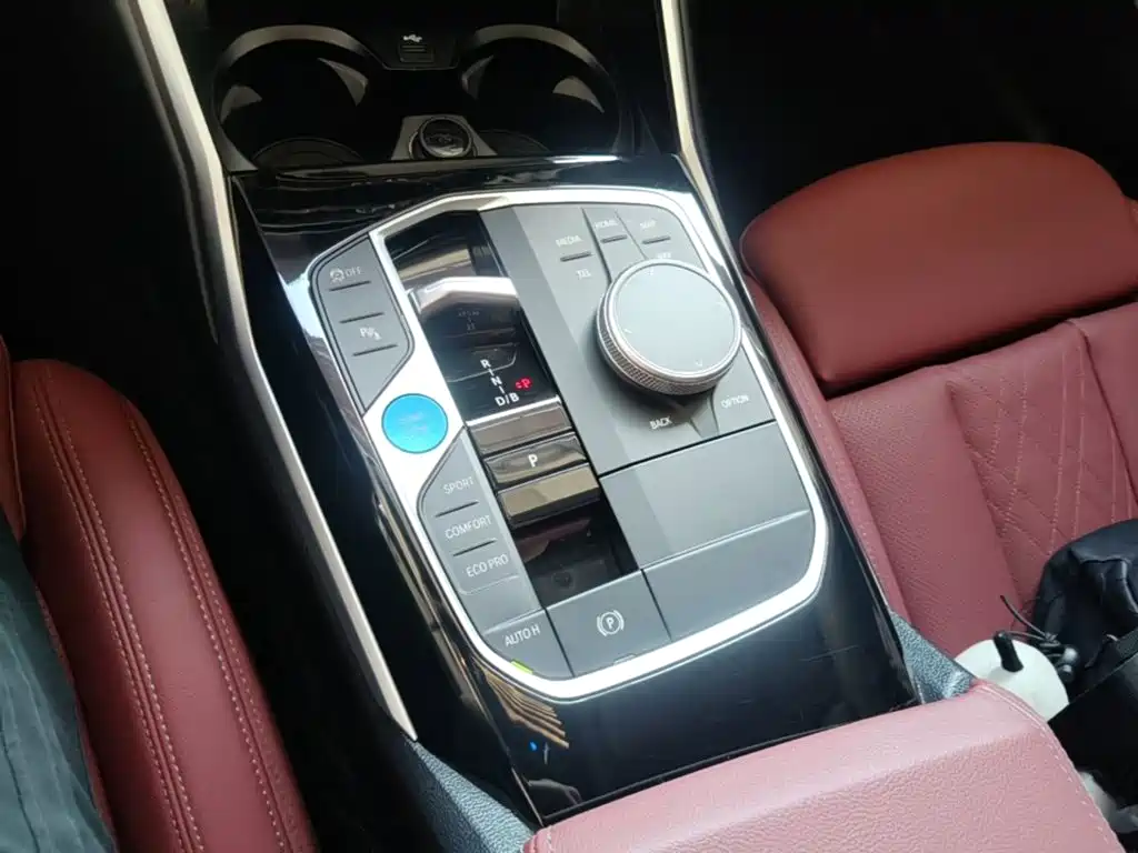 BMW i3 2024 — фото 14