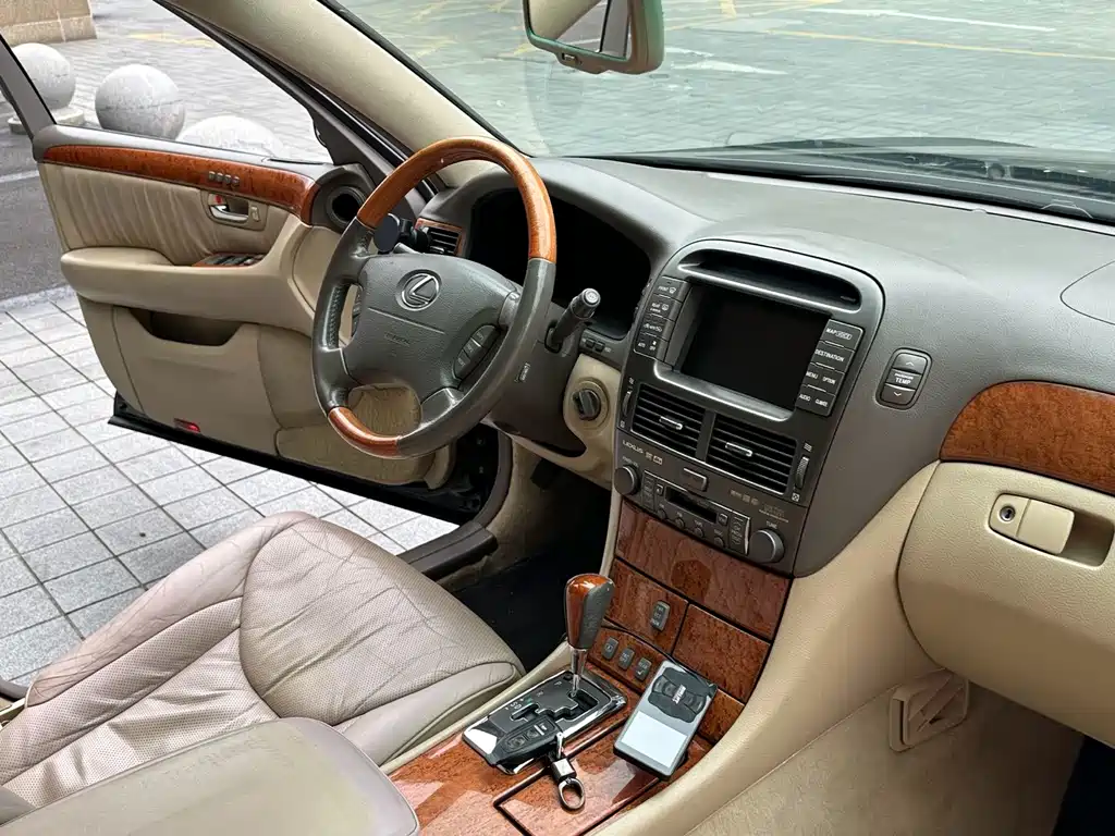 Lexus LS 2005 — фото 13