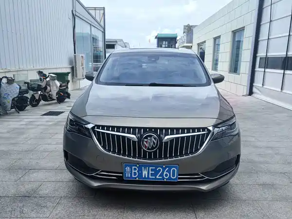 Buick GL6 2018