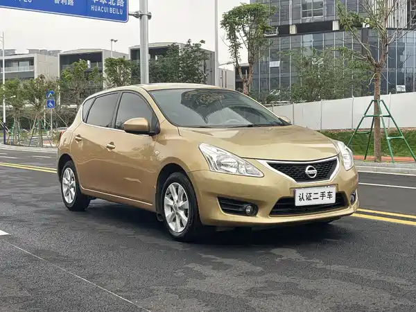 Nissan Tiida 2011