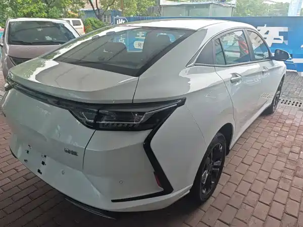Dongfeng Yixuan 2025