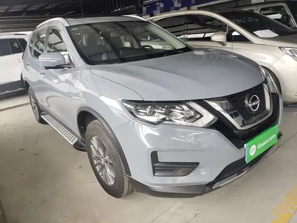 Nissan X-Trail 2025
