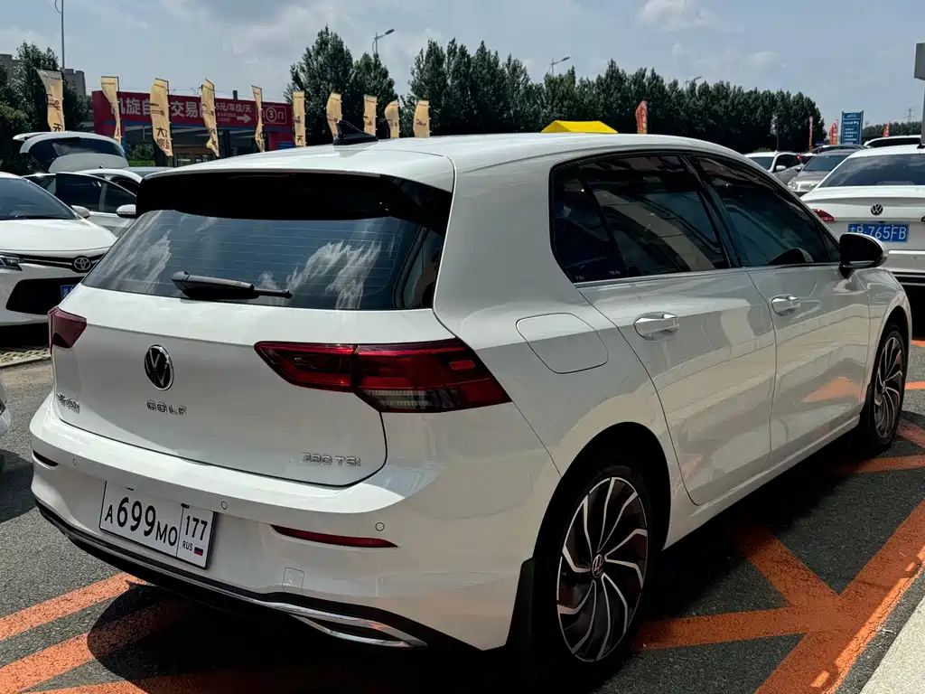 Volkswagen Golf 2022