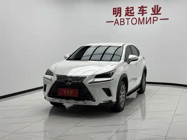 Lexus NX 2021
