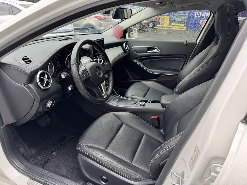 Mercedes-Benz GLA 2016 — фото 16