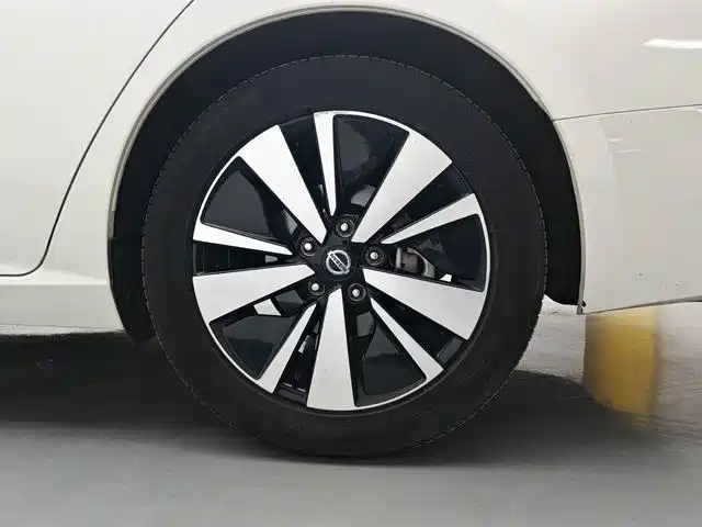 Nissan Teana 2021 — фото 11