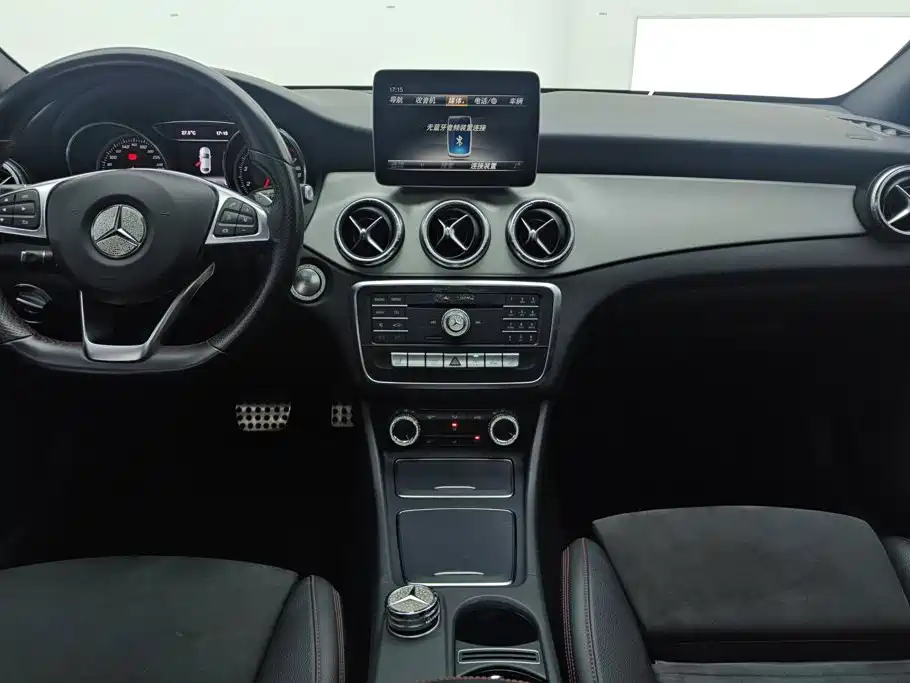 Mercedes-Benz CLA 2018 — фото 16