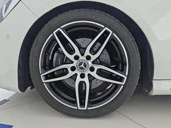 Mercedes-Benz CLA 2018