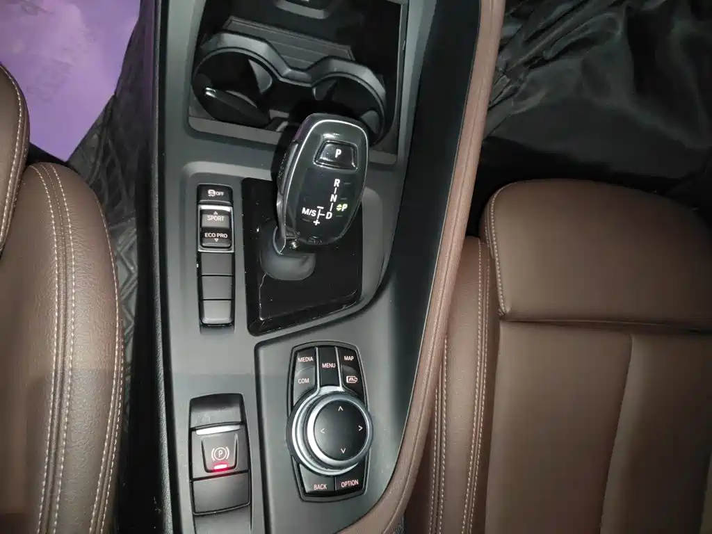 BMW X1 2021 — фото 12