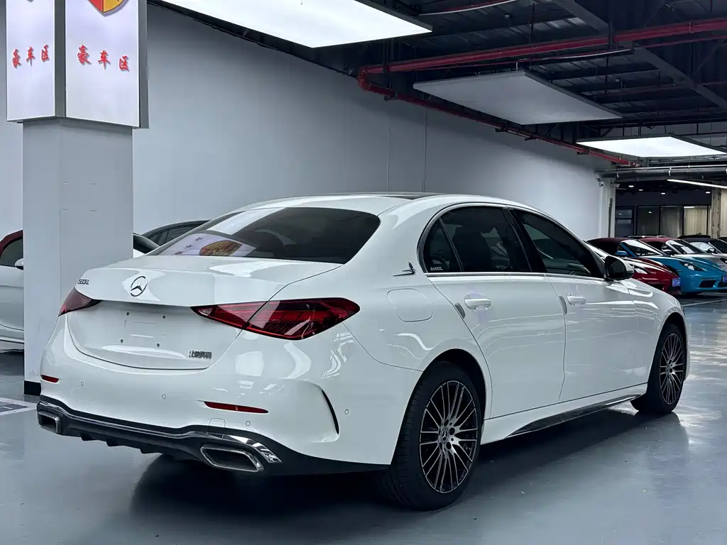 Mercedes-Benz C-Class 2022 — фото 18