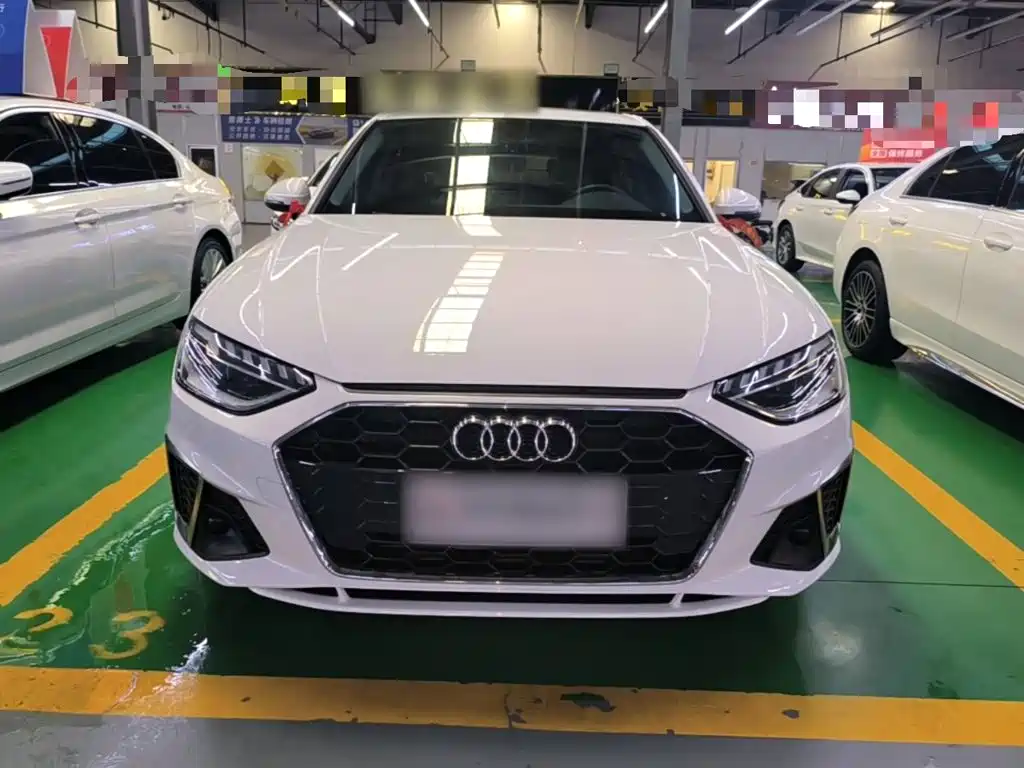 Audi A4L 2024