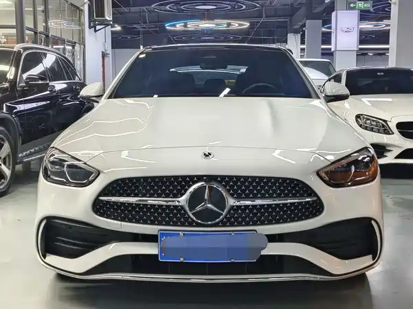 Mercedes-Benz C-Class 2025