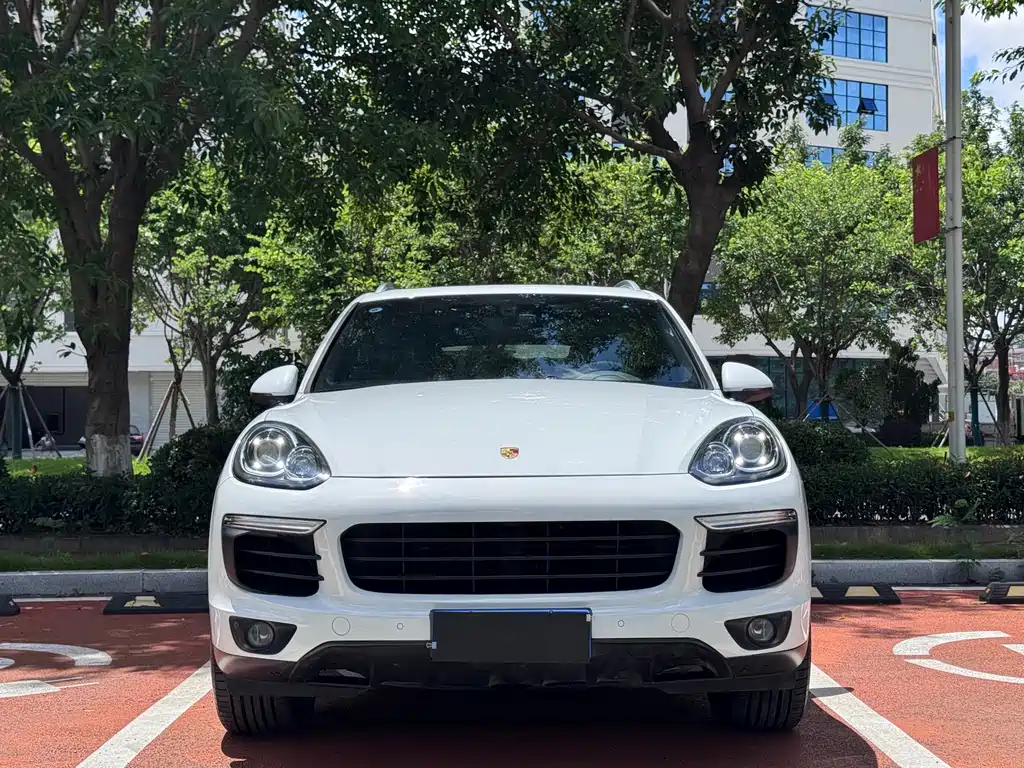 Porsche Cayenne 2015