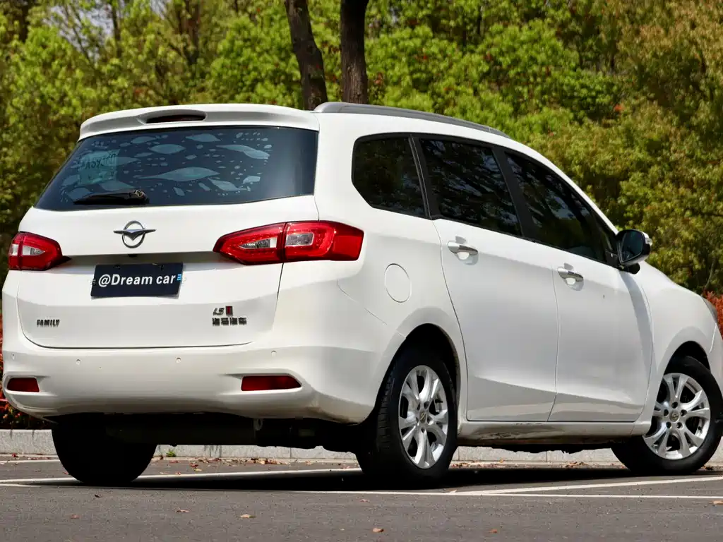 Haima Familia MPV 2017 — фото 4