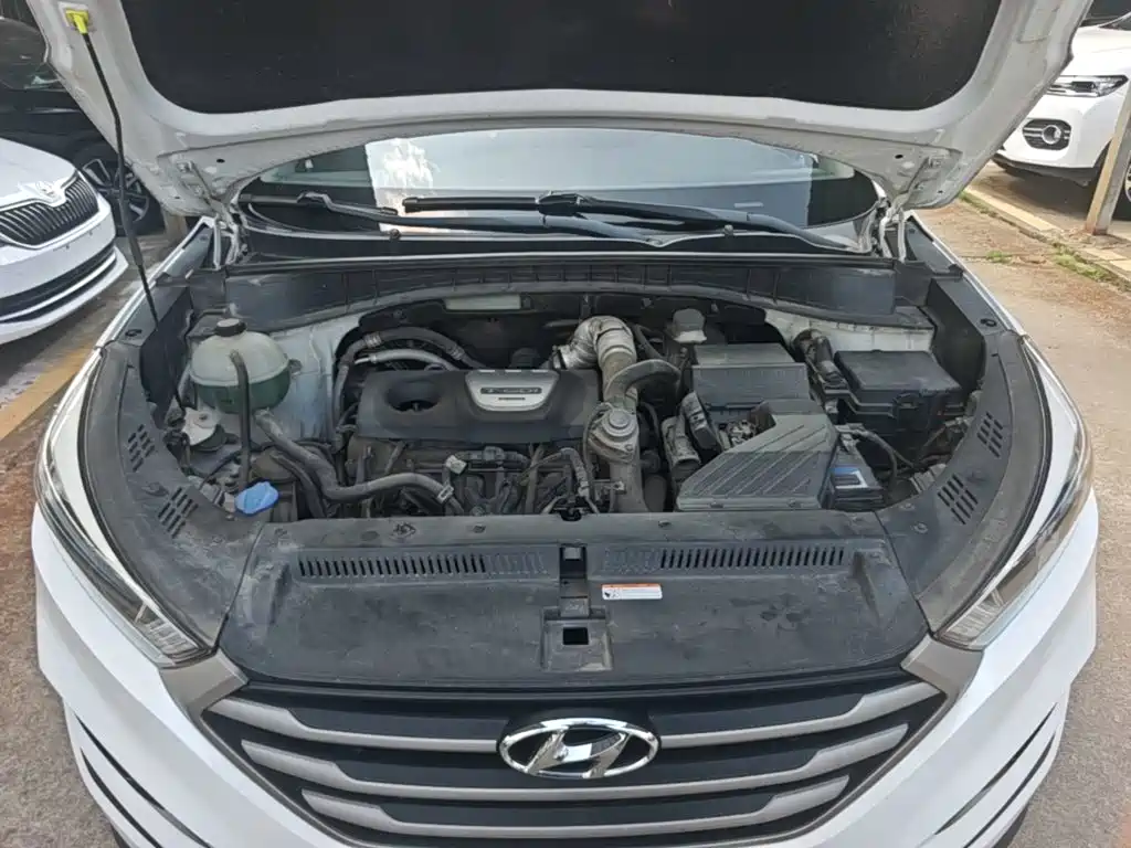 Hyundai Tucson 2017 — фото 20