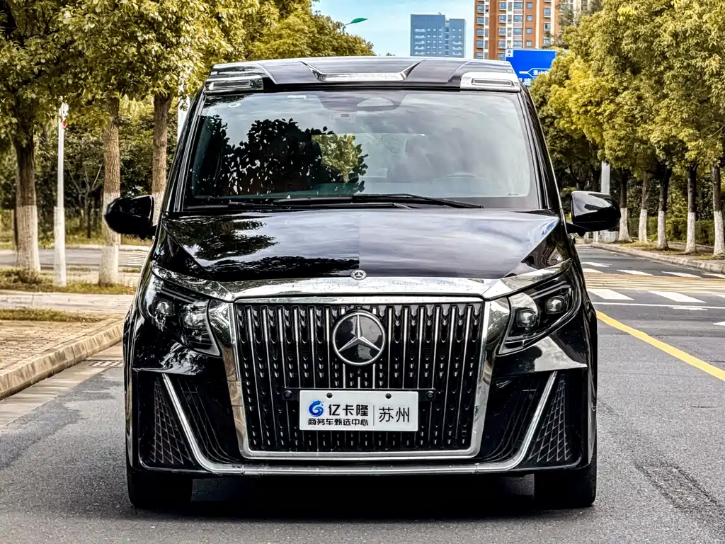Mercedes-Benz Vito 2025