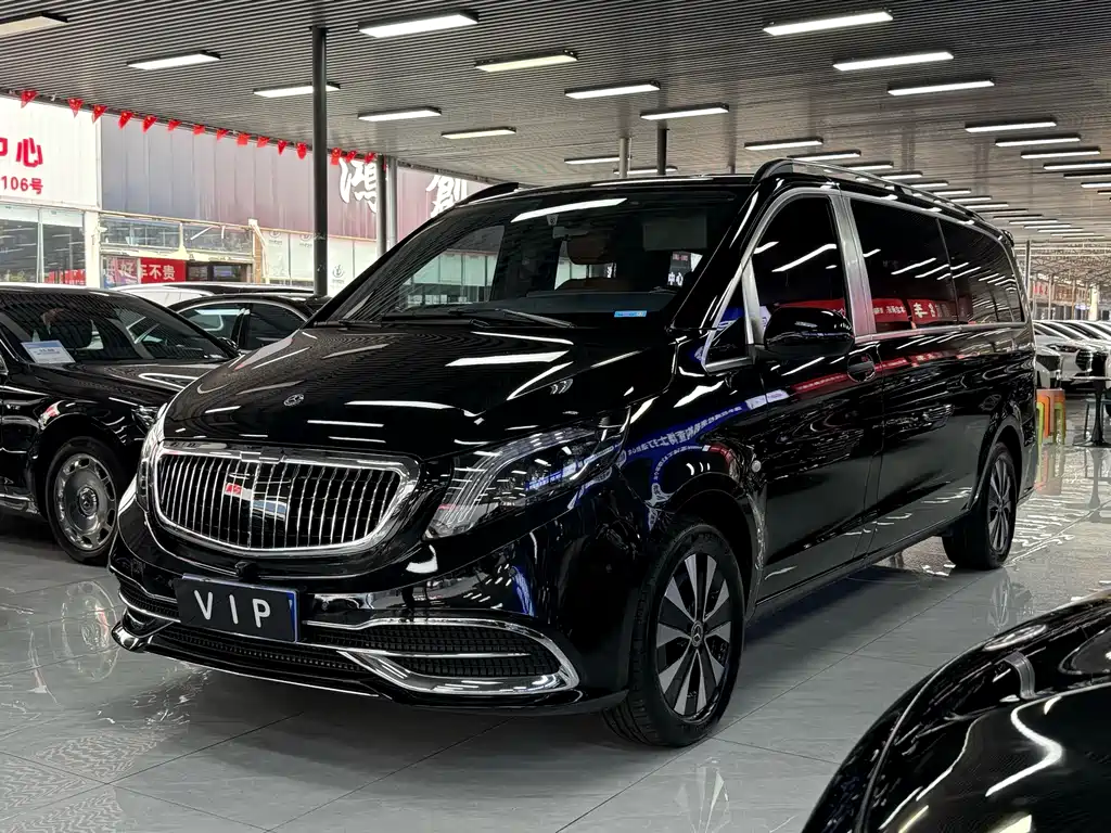 Mercedes-Benz Vito 2023 — фото 1