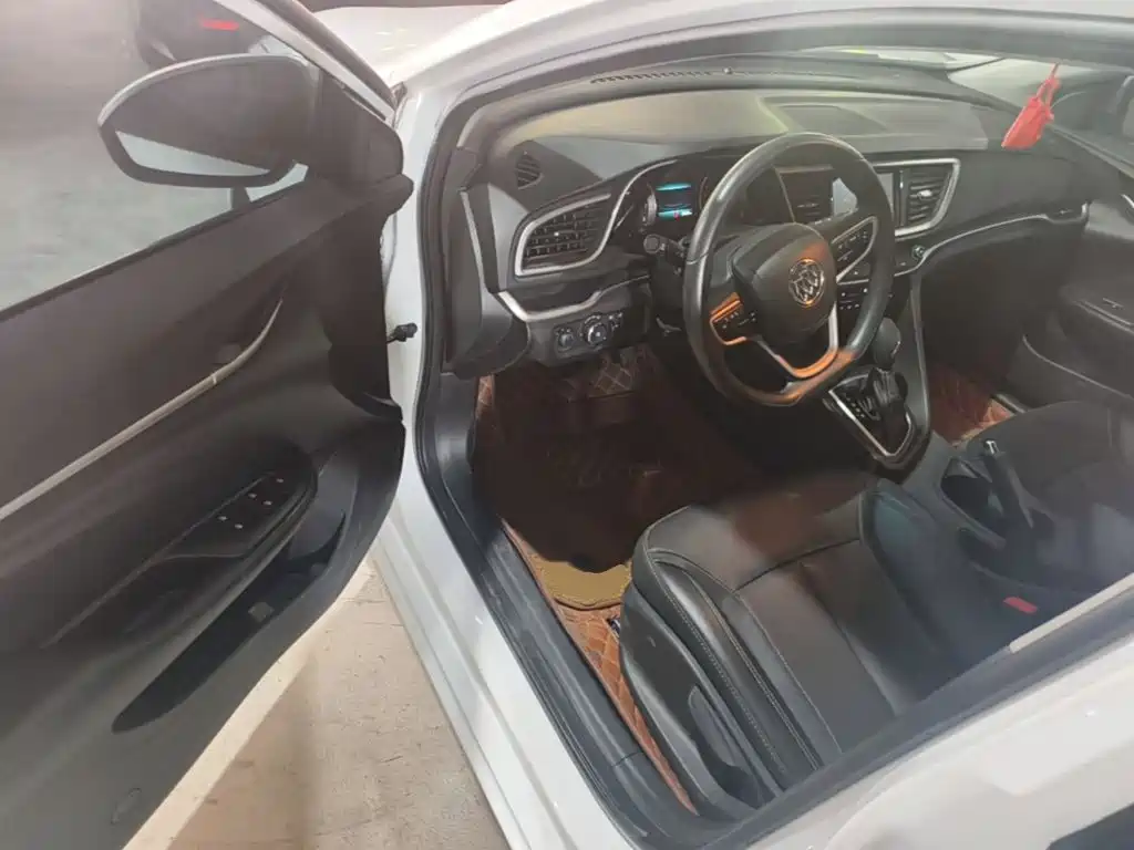 Buick Excelle 2021 — фото 16
