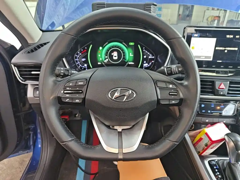 Hyundai Festa 2018 — фото 11