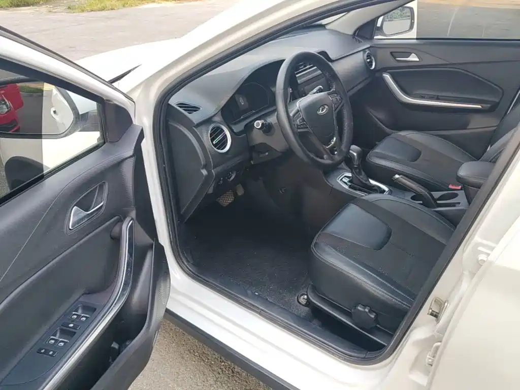 Chery Tiggo 3x 2020 — фото 16
