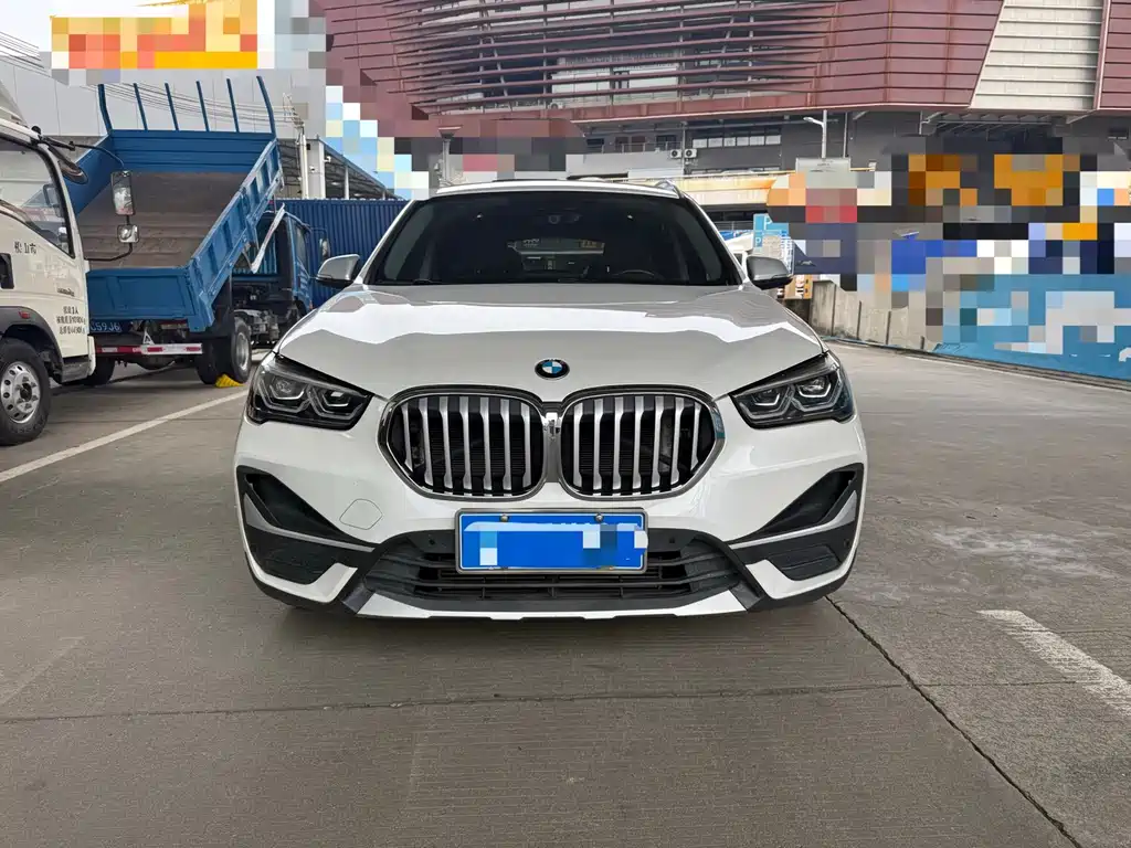 BMW X1 2022 — фото 2