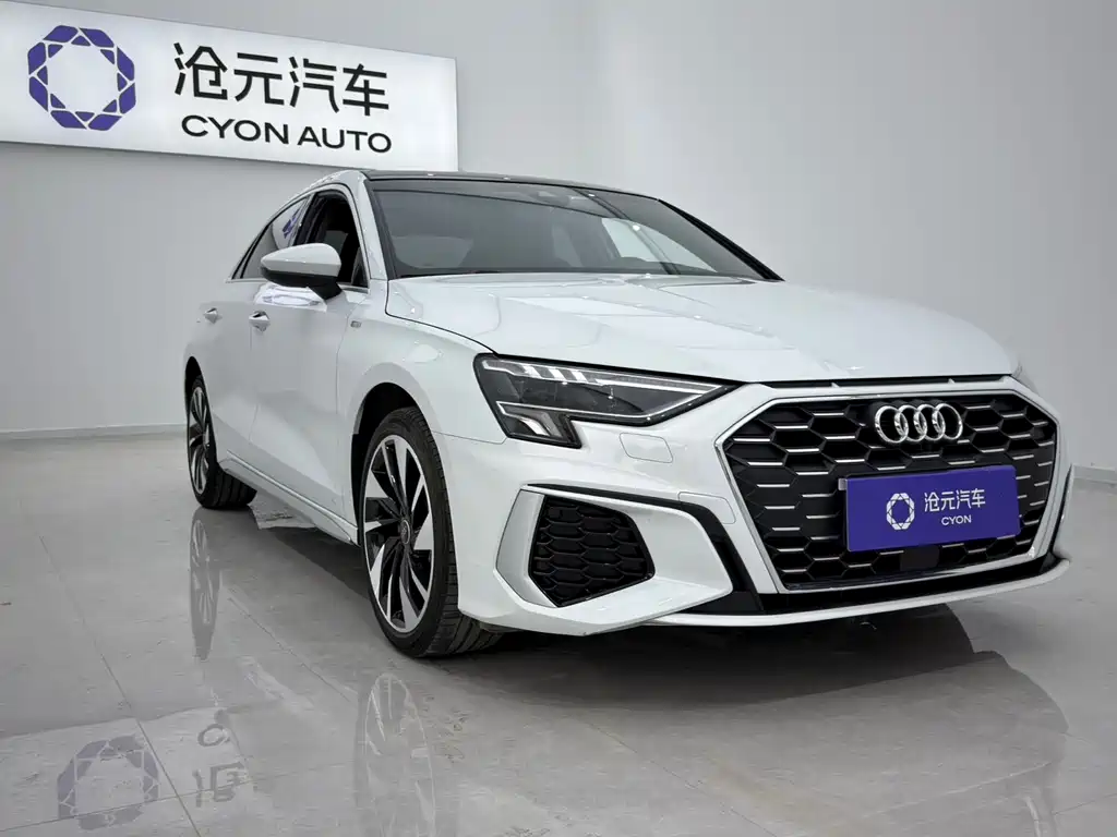 Audi A3 2023 — фото 2