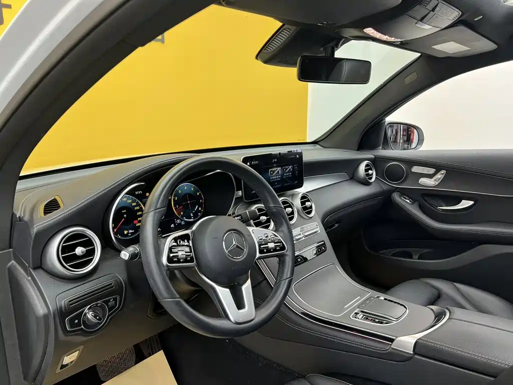Mercedes-Benz GLC Coupe 2020 — фото 23