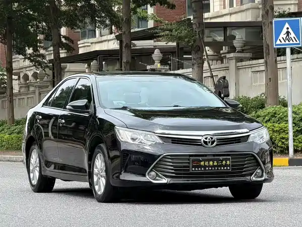 Toyota Camry 2016