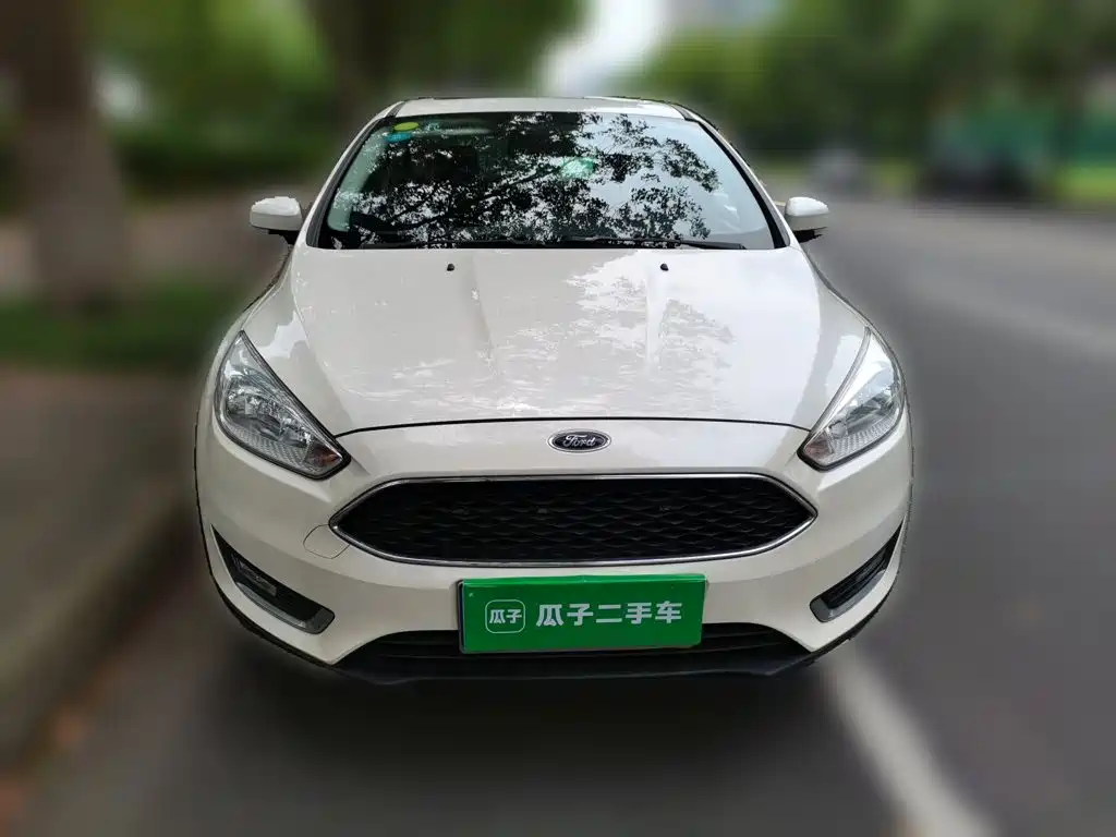 Ford Focus 2017 — фото 24