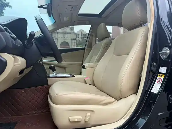 Toyota Camry 2016