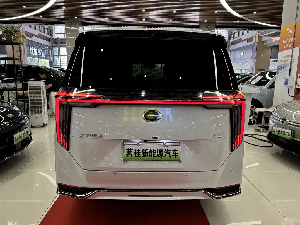 GAC Motor Trumpchi E9 2023 — фото 4