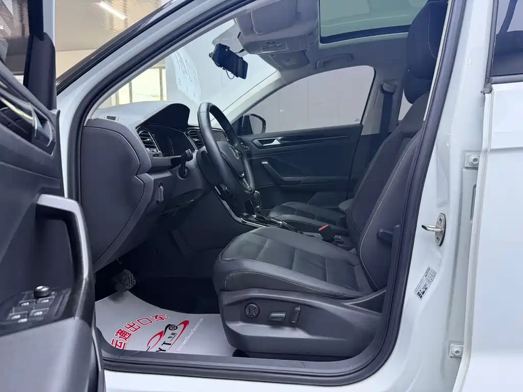 Volkswagen T-Roc 2022