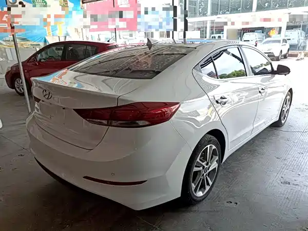 Hyundai Celesta 2016