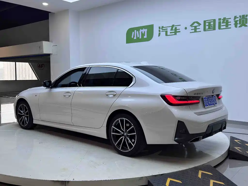 BMW 3 Series 2023