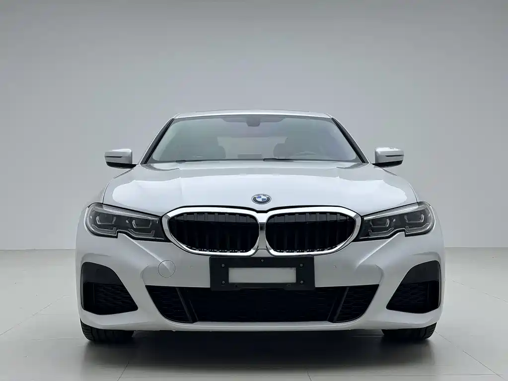 BMW 3 Series 2021