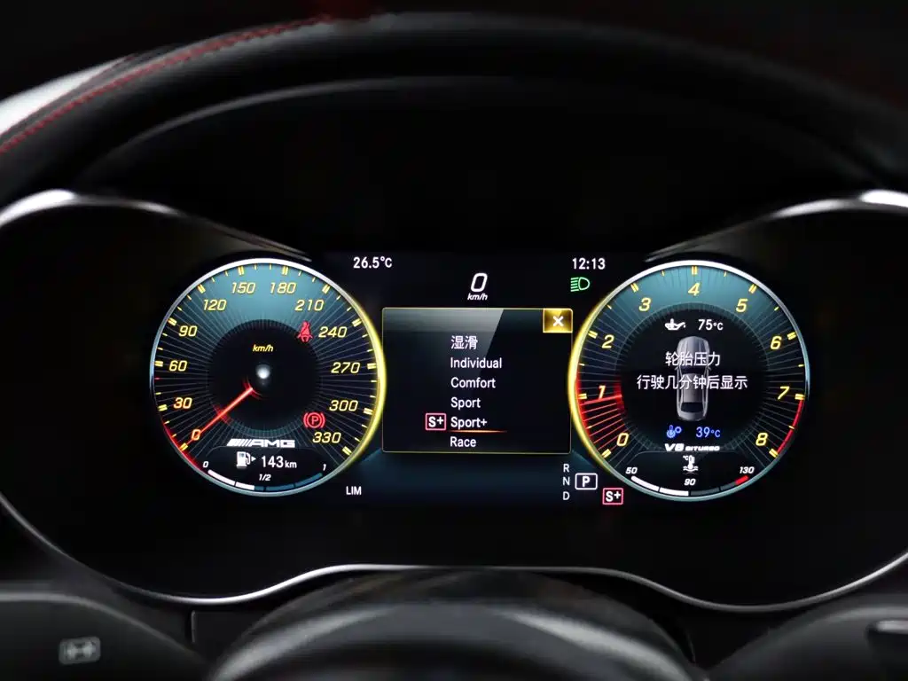 Mercedes-Benz C-Class AMG 2019 — фото 16