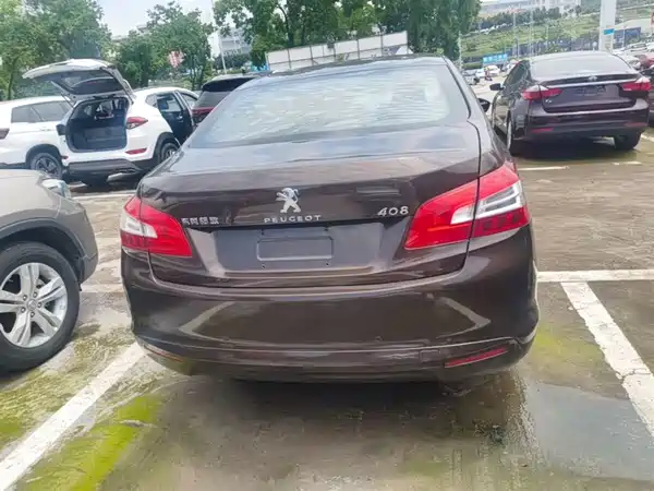 Peugeot 408 2014