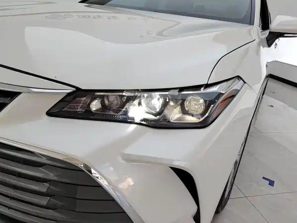 Toyota Avalon 2021