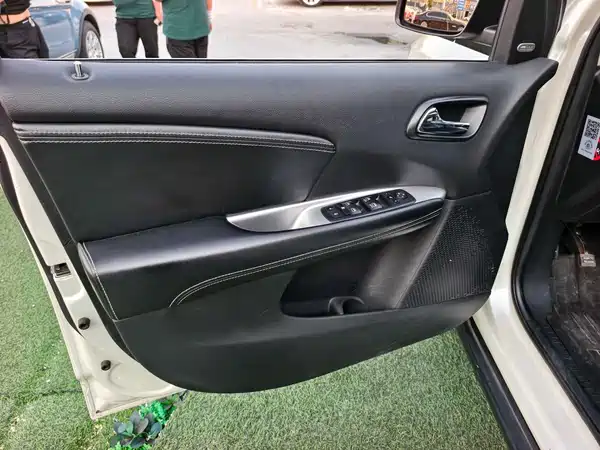 Dodge Coolwei 2013