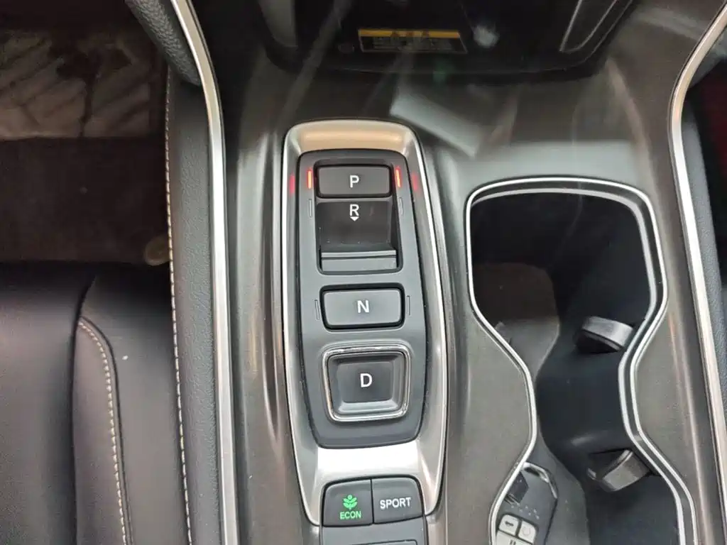 Honda Accord 2023 — фото 14