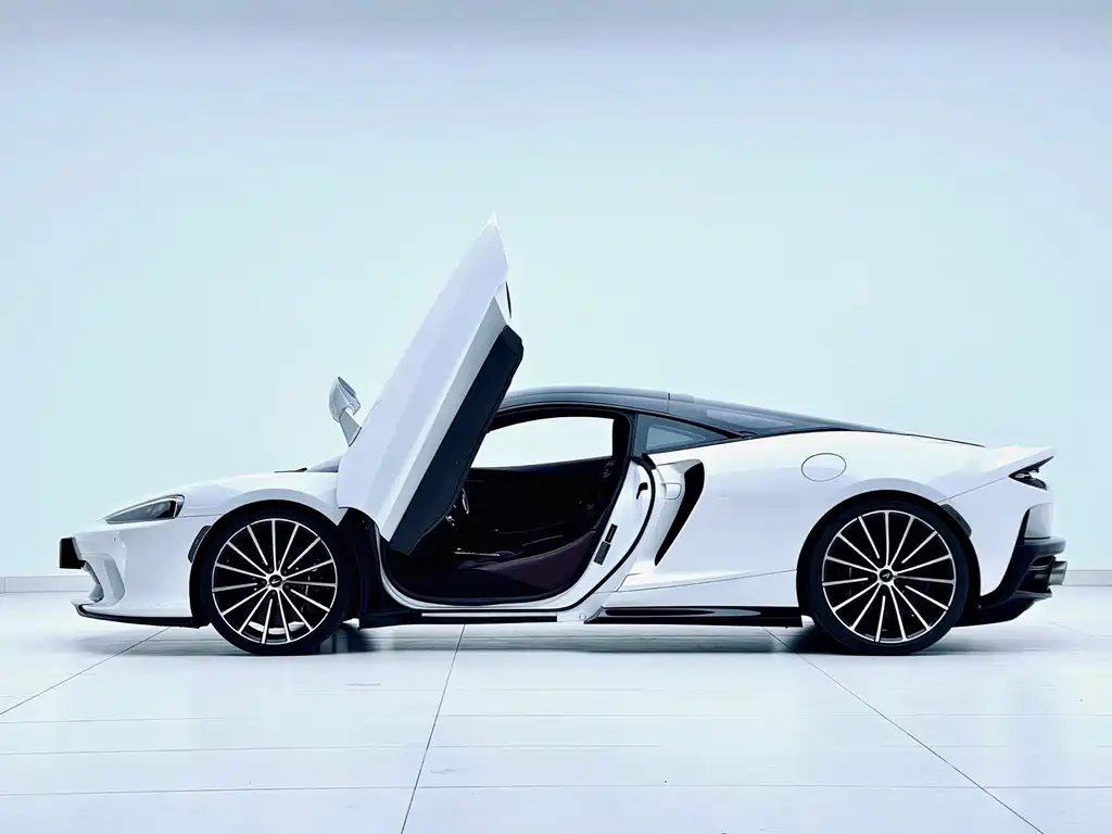 McLaren GT 2022 — фото 2