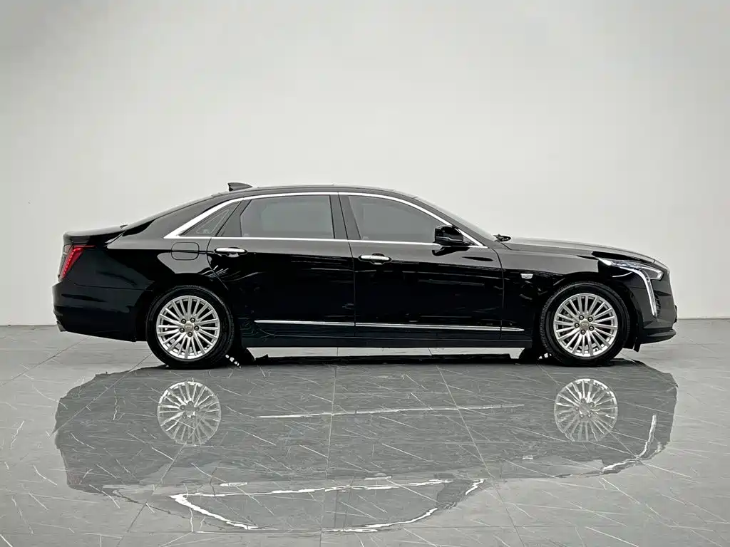 Cadillac CT6 2022 — фото 7