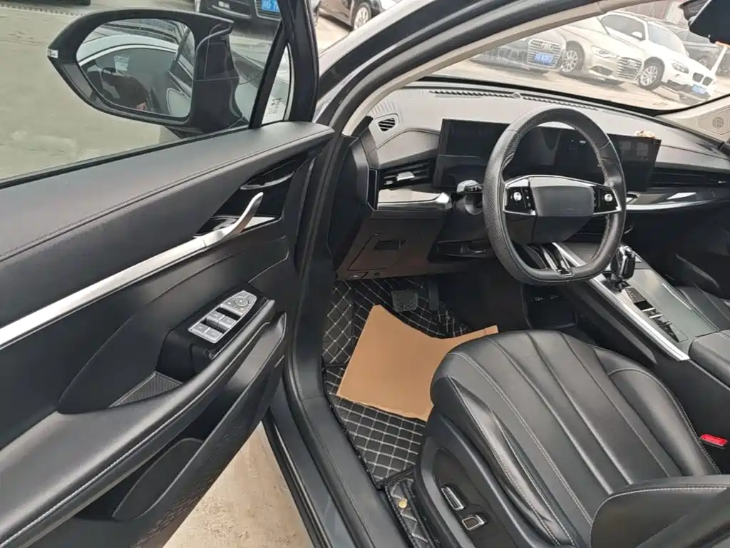 Roewe RX5 MAX 2022 — фото 16