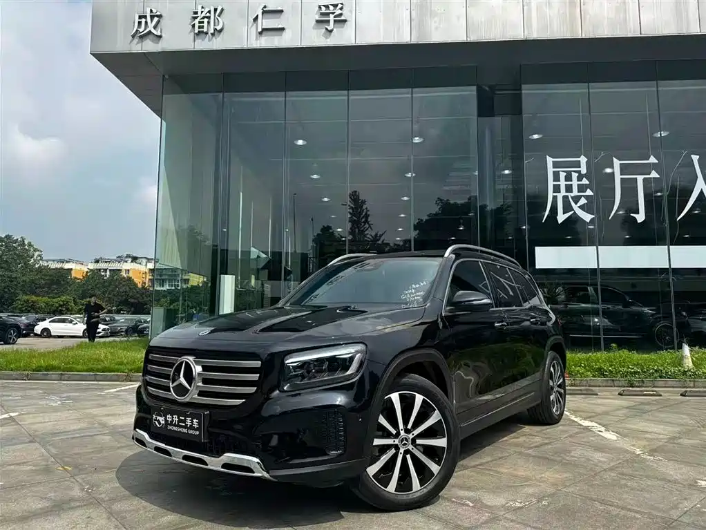 Mercedes-Benz GLB 2024