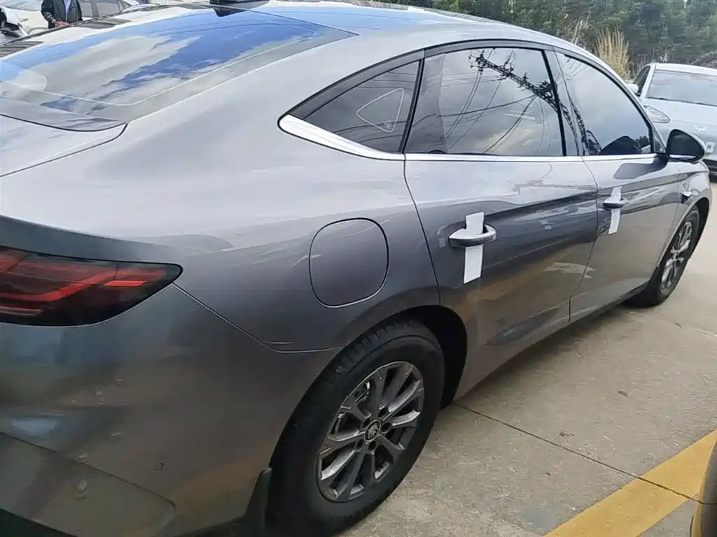 BYD Qin L 2025 — фото 7