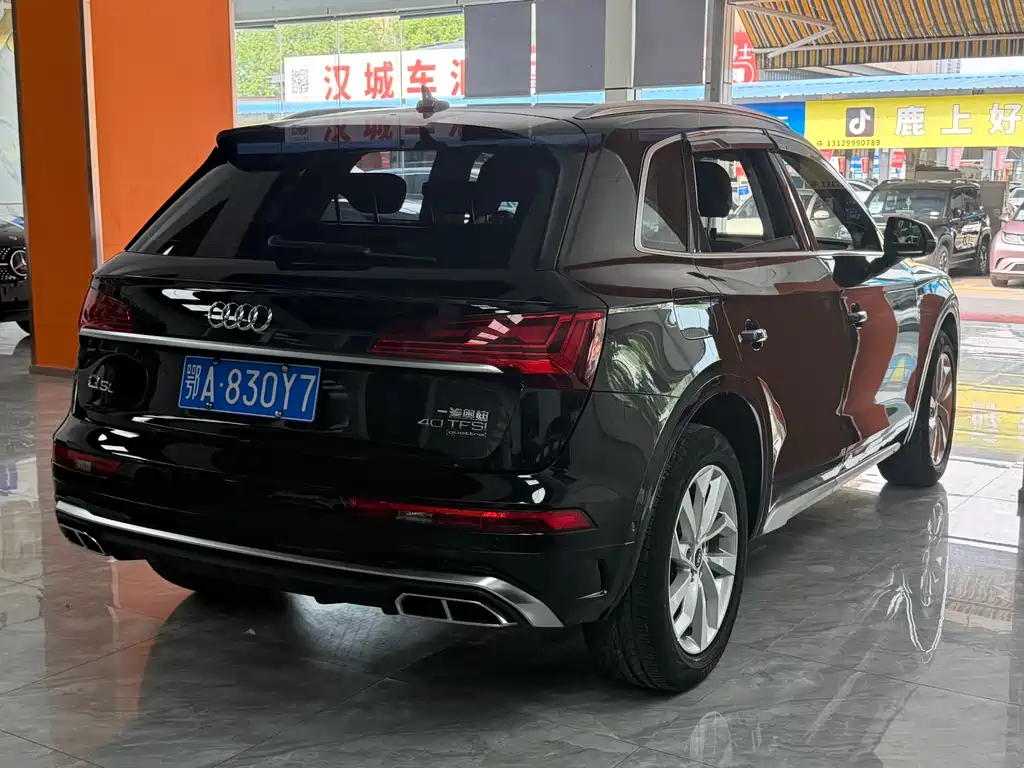 Audi Q5L 2021 — фото 10